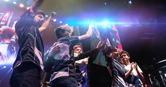 About Us | iBUYPOWER®